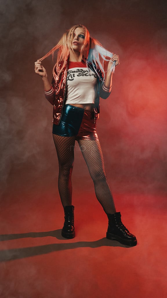 Miloupd-Portraitfotografie-Portrait-Harley-Quinn-Studioshooting-Halloween-Karneval-Harley-Hare